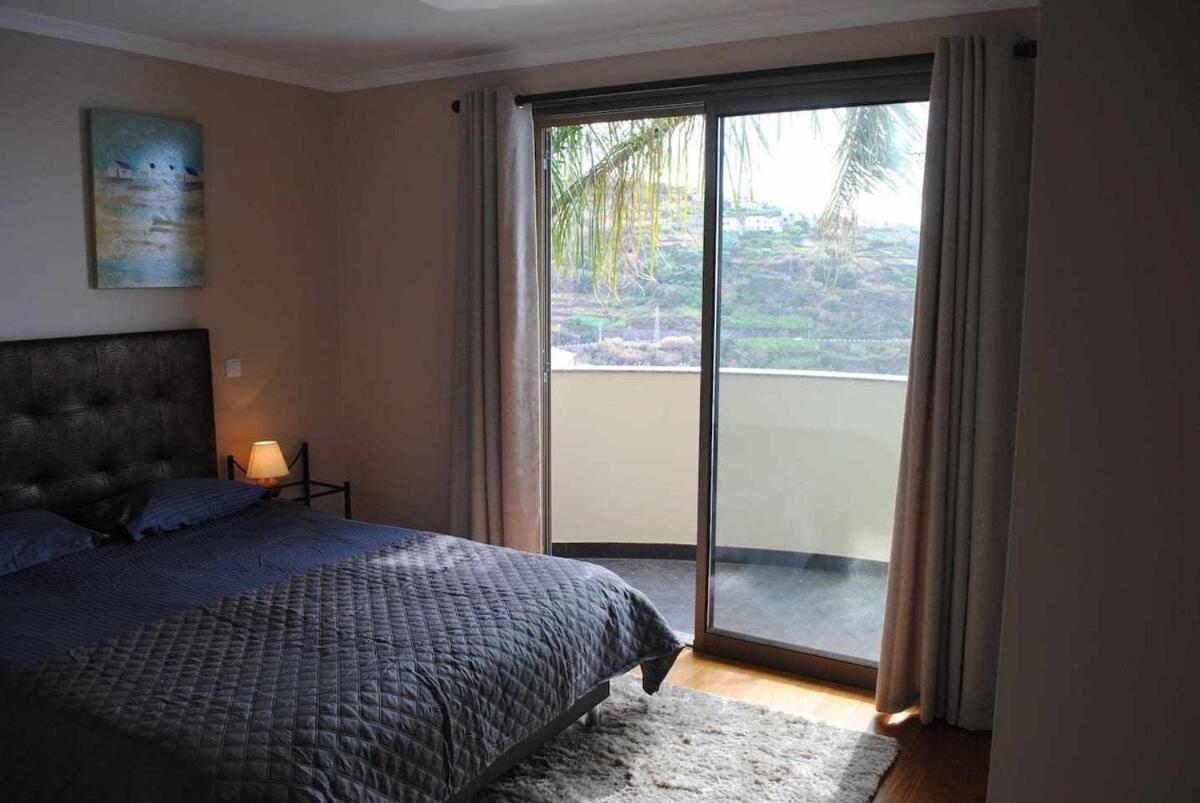 Plaza Bay Luxury Apartment With Swimming Pool Calheta  Exterior photo
